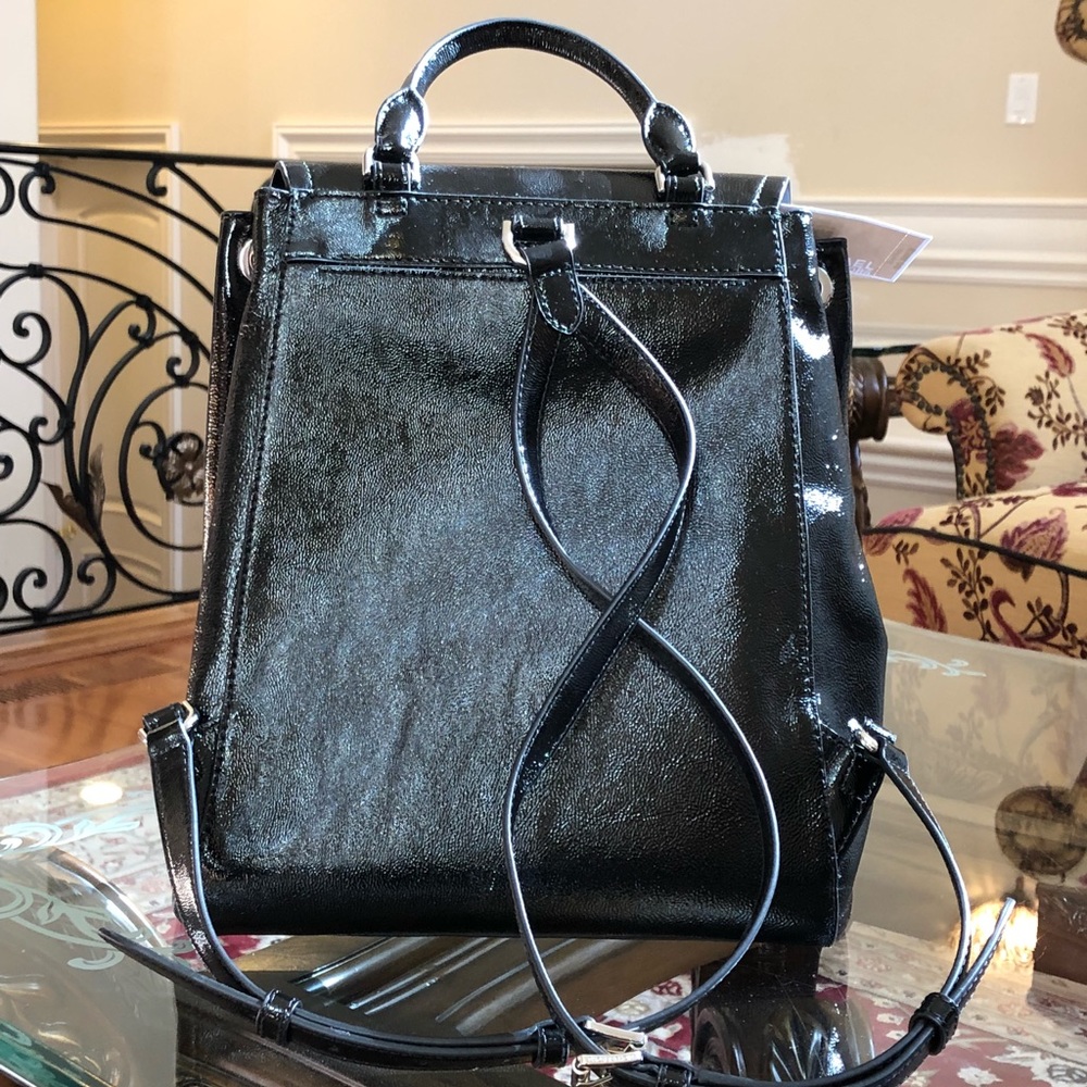 Authentic Michael Kors Sadie MD leather backpack - Picture 3 of 8
